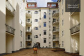 Splendid old building apartment with 4 balconies/loggias and elevator in Ku'damm top location - Courtyard side