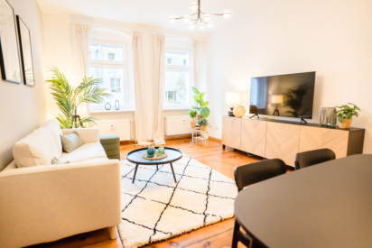 Beautiful 2 room flat with balcony in Berlin Friedrichshain, 10243 Berlin, Apartment