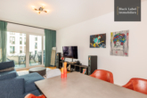 Newly built apartment with 2 balconies and elevator in a prime location in Friedrichshain - Livingroom